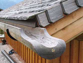 Holzdachrinnen
